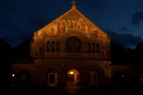 Stanford Campus at Night (palo-alto_100_8051.jpg) wird geladen. Eindrucksvolle Fotos von der Westküste Amerikas erwarten Sie.